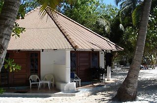 Embudu Village